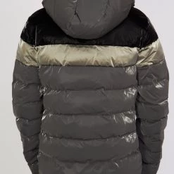 Shop All Woodpecker Jacket - Sparrow Sleek Puffer - Grey And Black - WPM004 6 Shop All Woodpecker Jacket - Sparrow Sleek Puffer - Grey And Black - WPM004