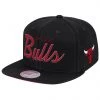 Mitchell & Ness Snapback - Foundation Script NBA Chicago Bulls - Black And Red - MM19145