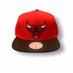 Shop All Mitchell & Ness Snapback - Wool 2 Tone Chicago Bulls - Red And Black