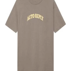 New Arrivals Outrank T-Shirt - Auto Reply - OMW - Cinder - AR002