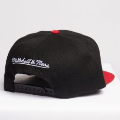 Shop All Mitchell & Ness Snapback - NBA Low Big Face HWC Chicago Bulls - Black And Red - SH20025
