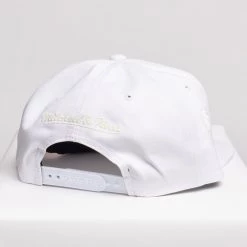 Mitchell & Ness Snapback - UV Reactive - New York Knicks - White - SH20022