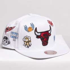 Mitchell & Ness Snapback - NBA Hand Drawn Chicago Bulls - White - SH20037 Shop All