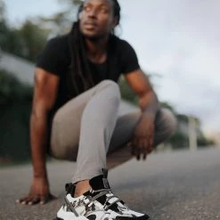 Javi Shoes - Embrace - Black And White