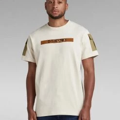 Shop All G-Star T-Shirt - Utility Pocket - Dk Talc - D21228 4 Shop All G-Star T-Shirt - Utility Pocket - Dk Talc - D21228