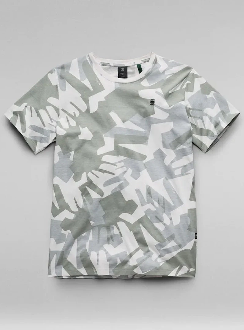 G-Star T-Shirt - Camo Logo - Nimbus Cloud Peacehand - D21379 Shop All 1 G-Star T-Shirt - Camo Logo - Nimbus Cloud Peacehand - D21379 Shop All